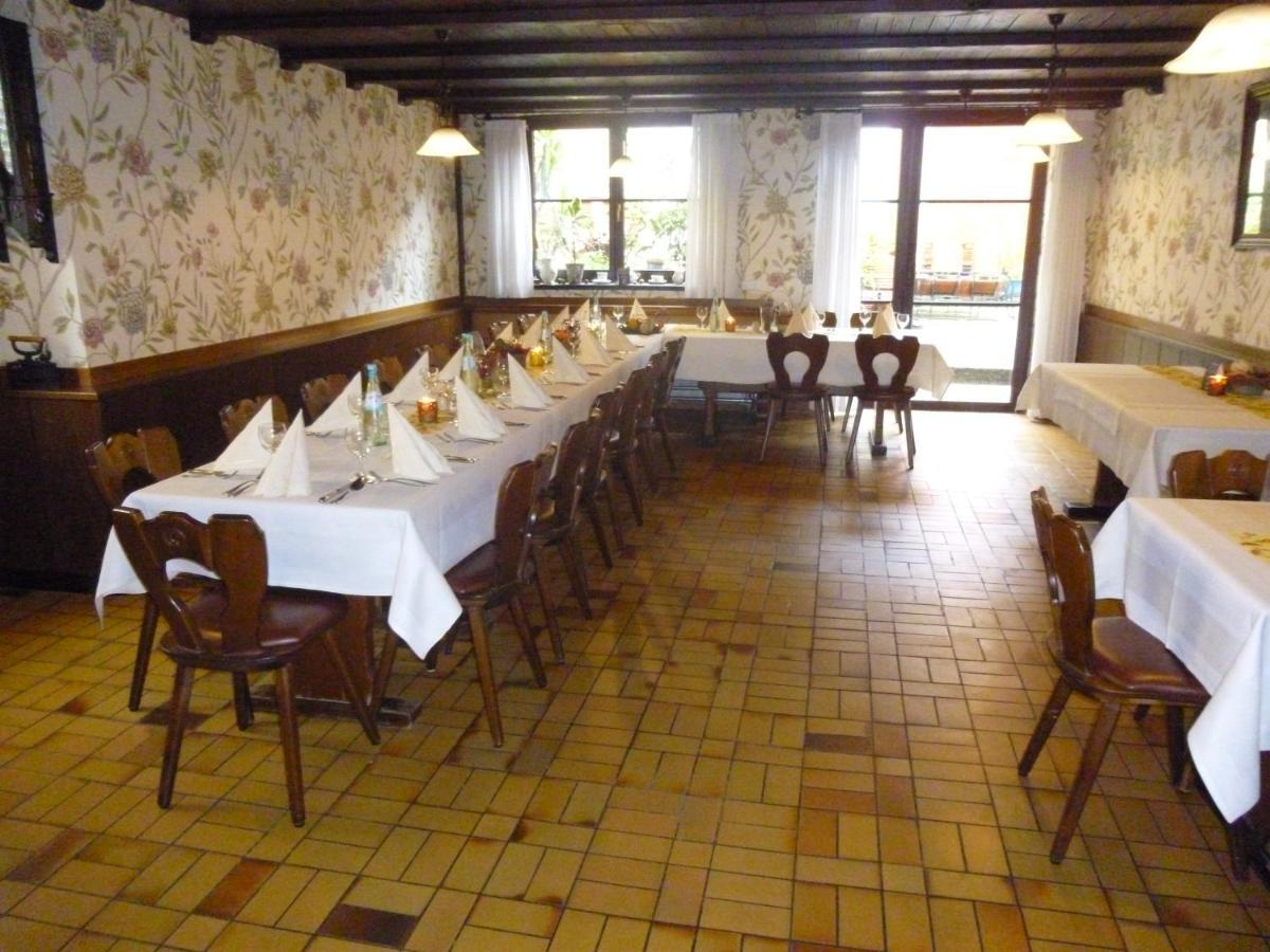 Hotel Ehinger Rose 埃英根 外观 照片